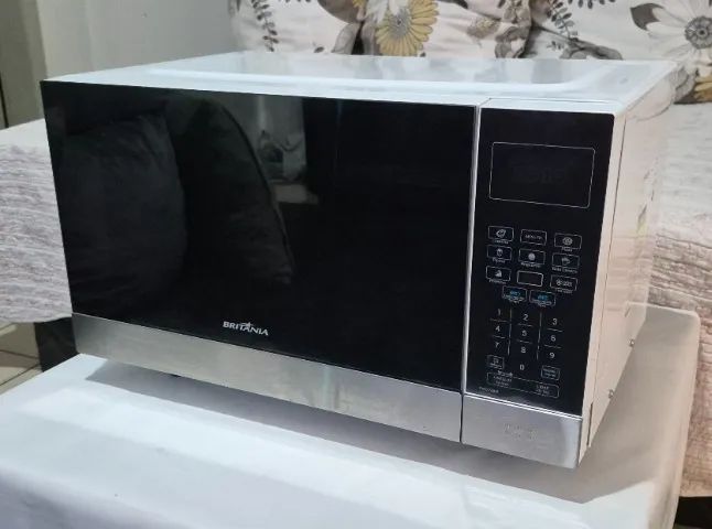 Micro-Ondas 26L Britânia 127v