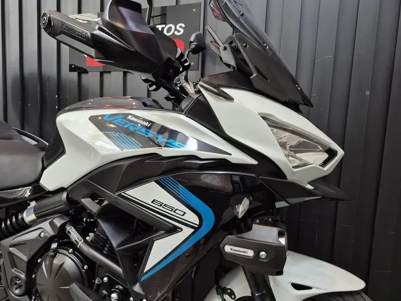 Kawasaki Versys 660 cc  - Foto 3