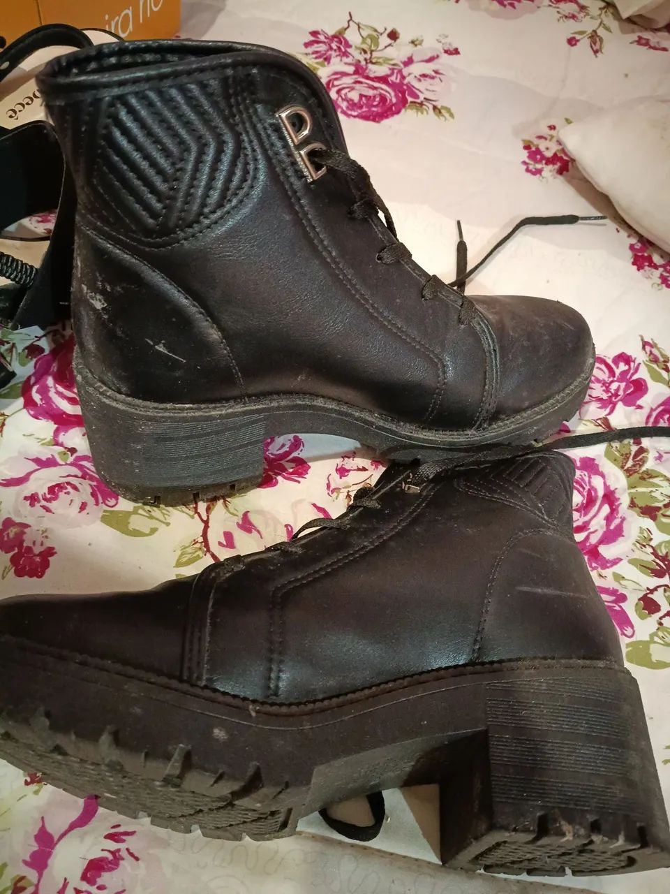 Bota usada  - Foto 2
