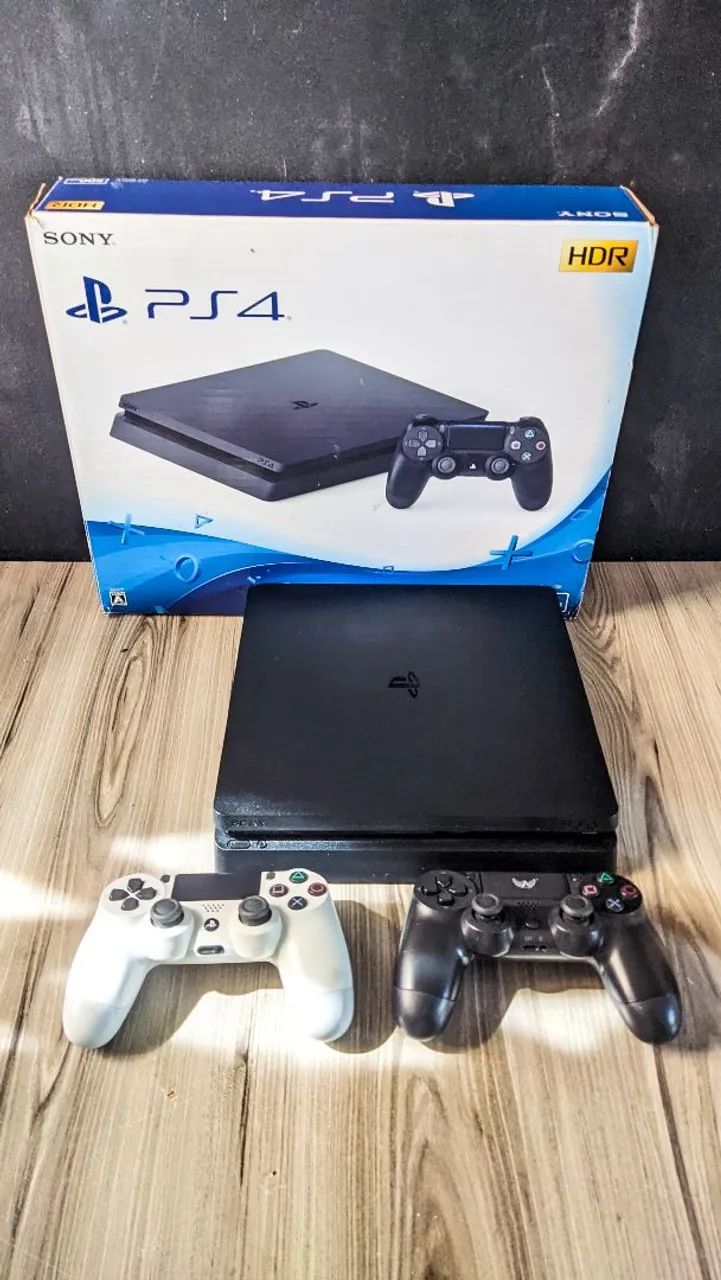 Videogame Playstation 4 Slim 1TB 2 controles e jogos