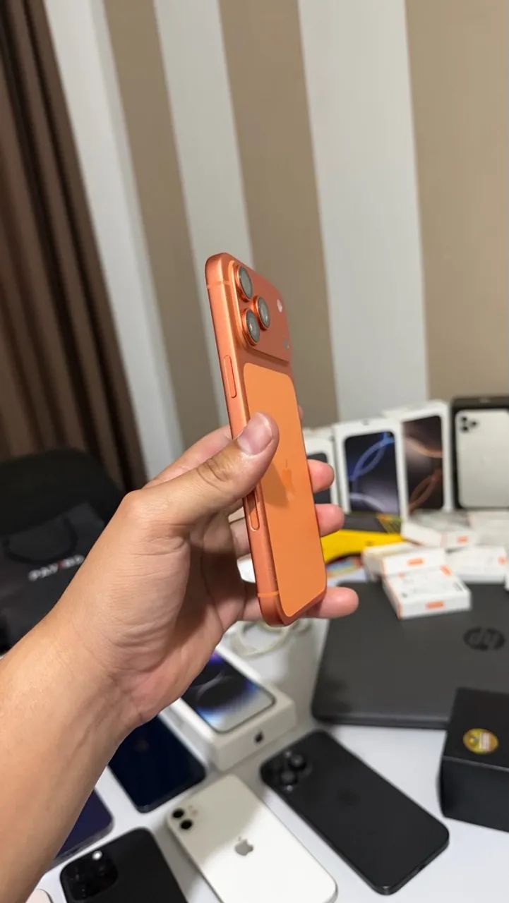 iphone 17 pro Max 512g laranja  - Foto 3