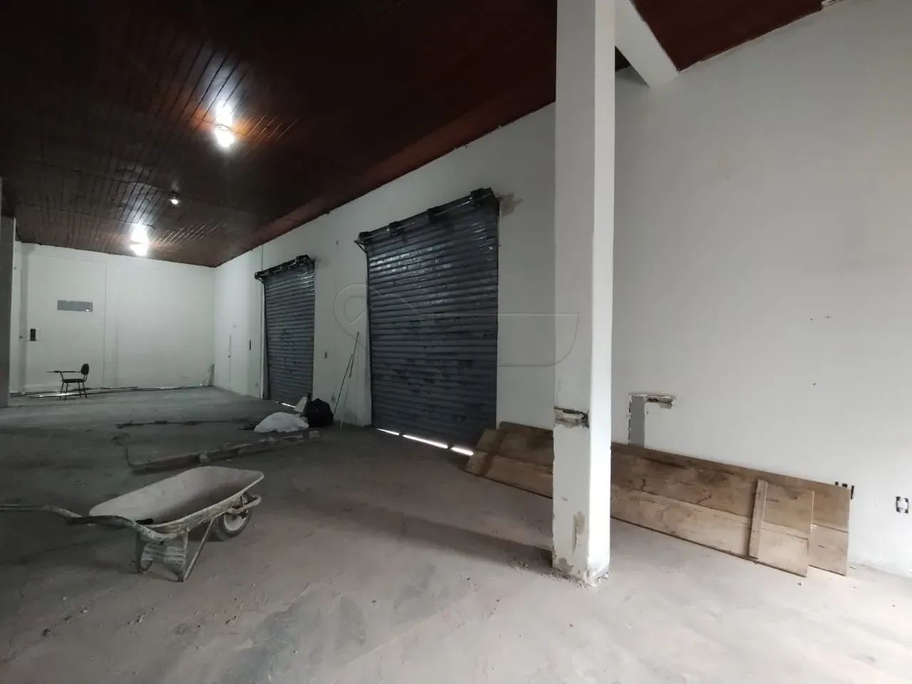 BARRACÃO COMERCIAL COM 828 M² DE ÁREA UTIL PARA LOCAÇÃO NO JARDIM DO LAGO. - Foto 3