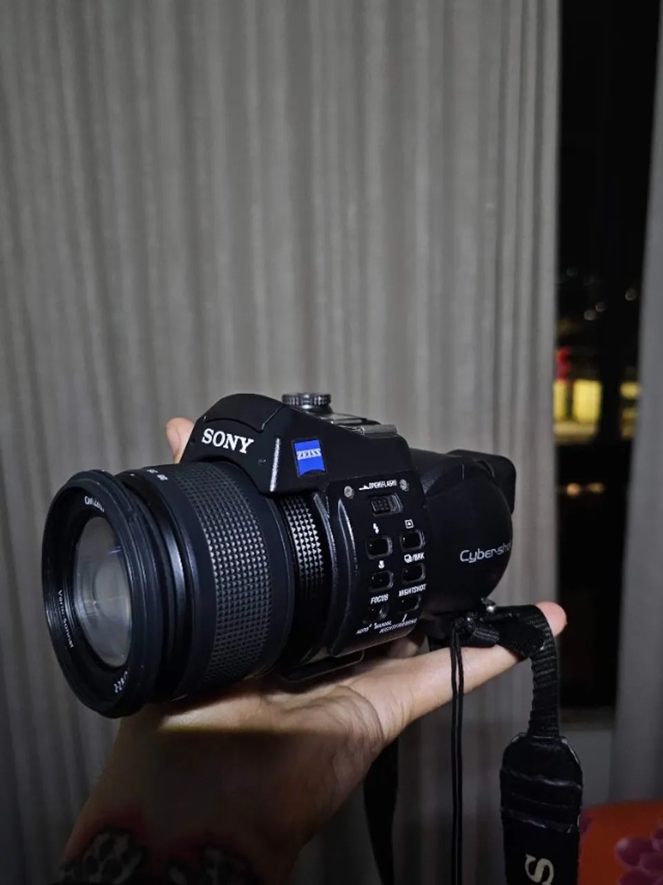 Sony F828 - Foto 3