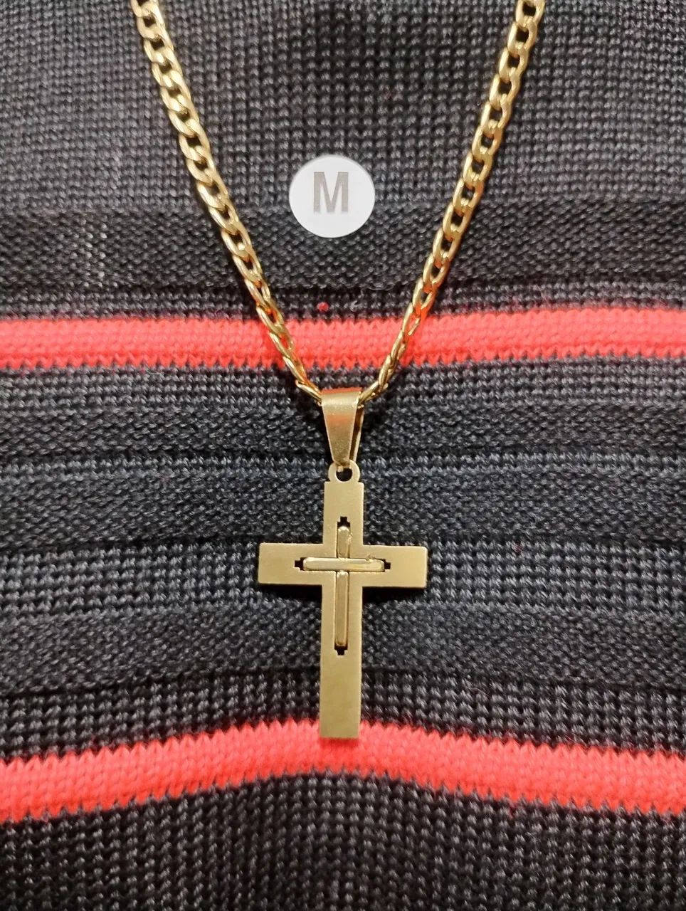 Cordão de aço crucifixo novo - Foto 2