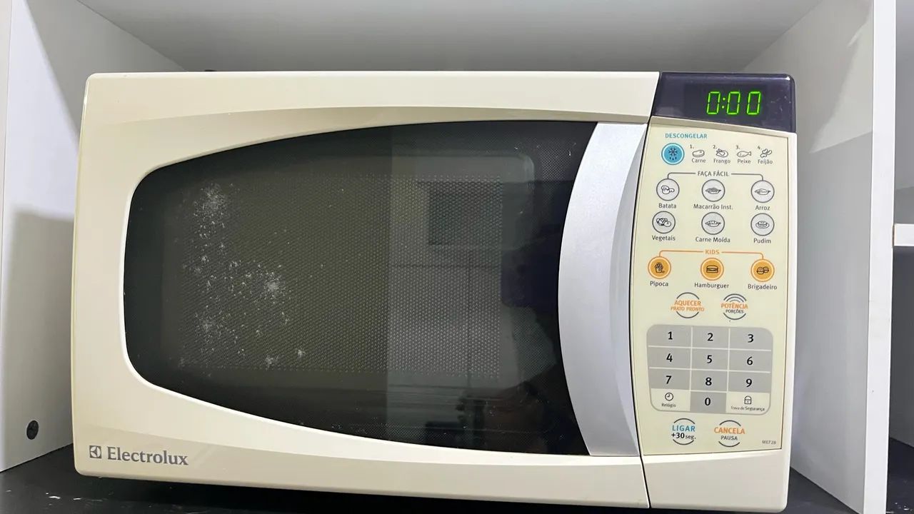 Micro ondas Eletrolux 18L
