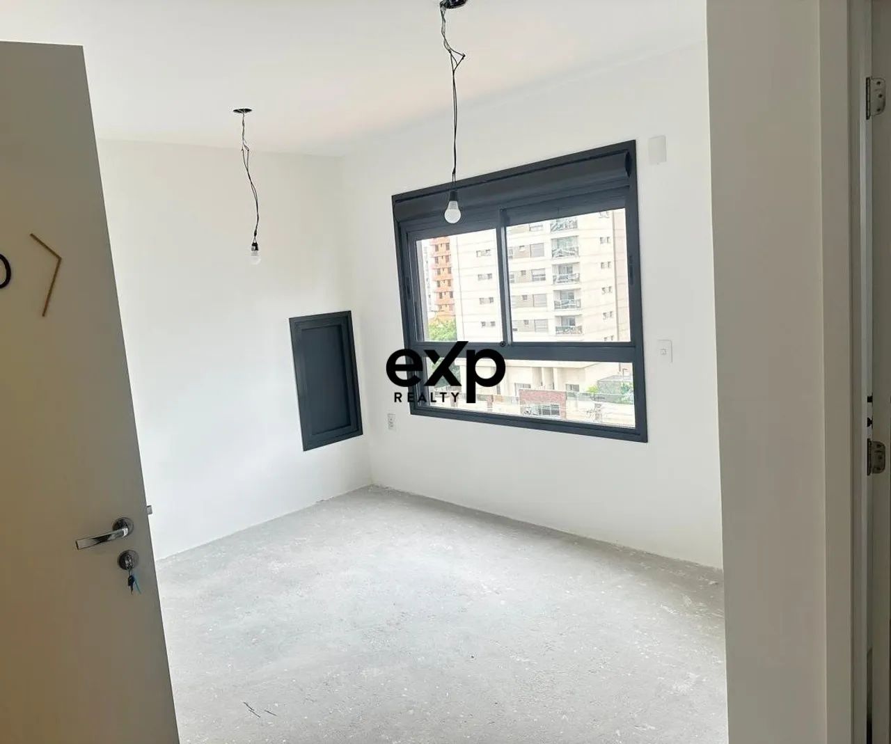 Lindo Studio em Perdizes em rua tranquila andar alto - Foto 4
