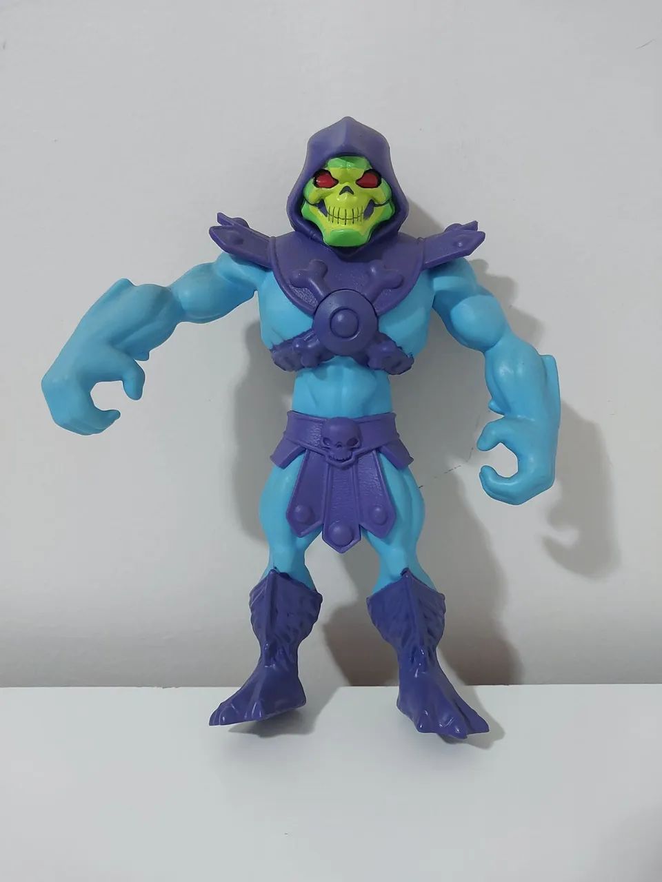 Kit bonecos He-Man 18cm/ Esqueleto 18cm  - Foto 4