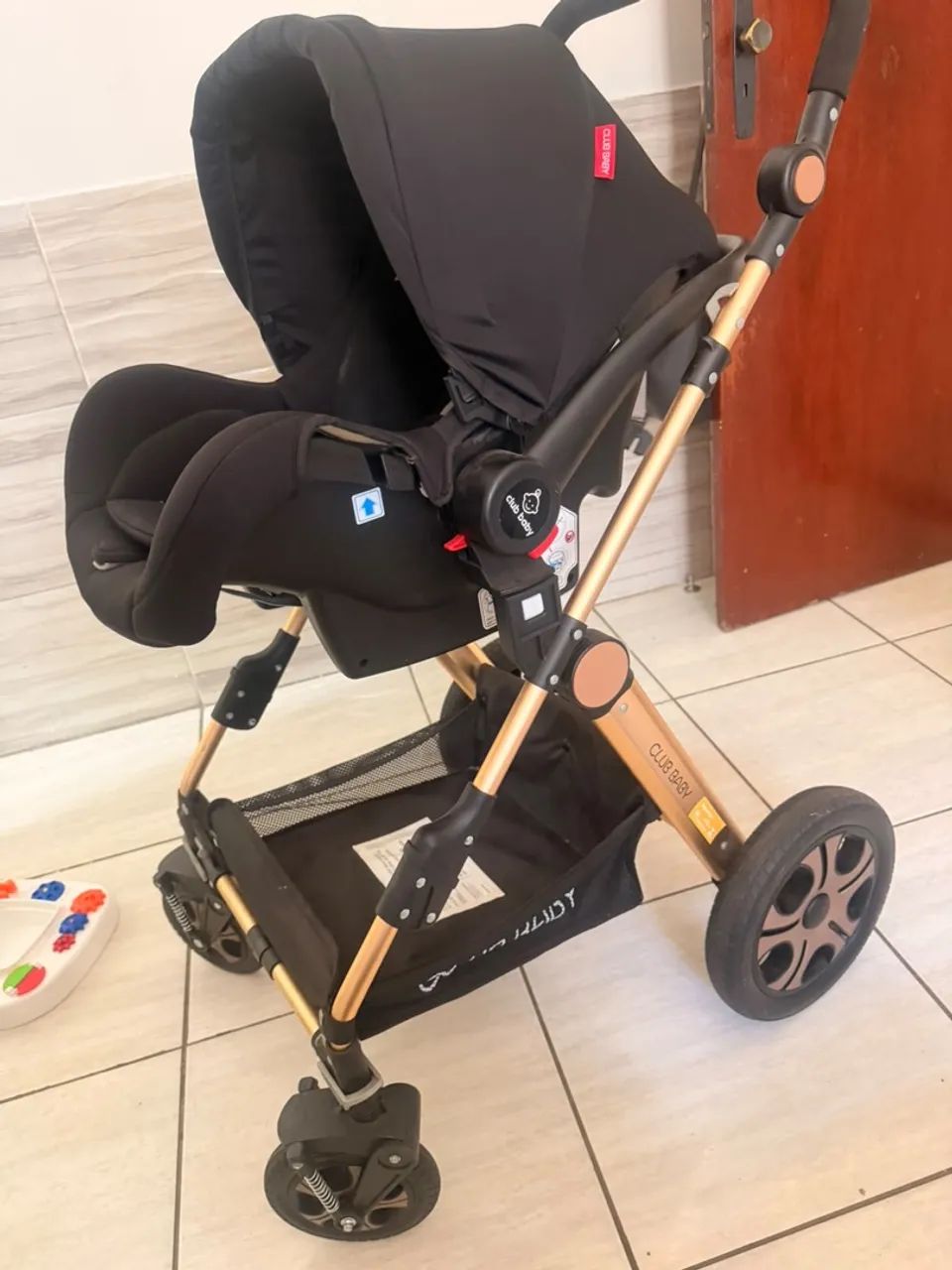 Carrinho de bebê + bebê conforto  - Foto 3