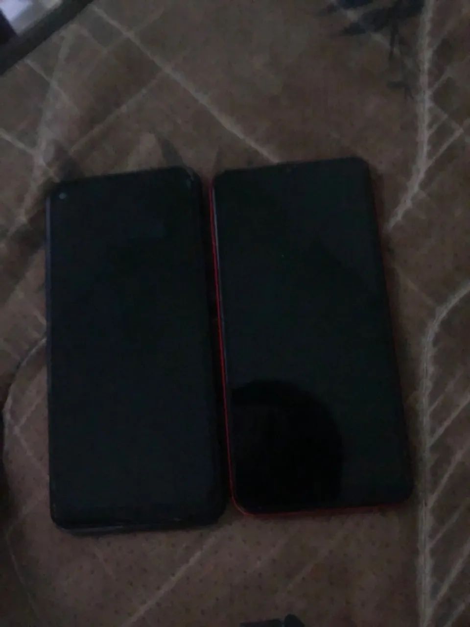 Dois celular por 300
