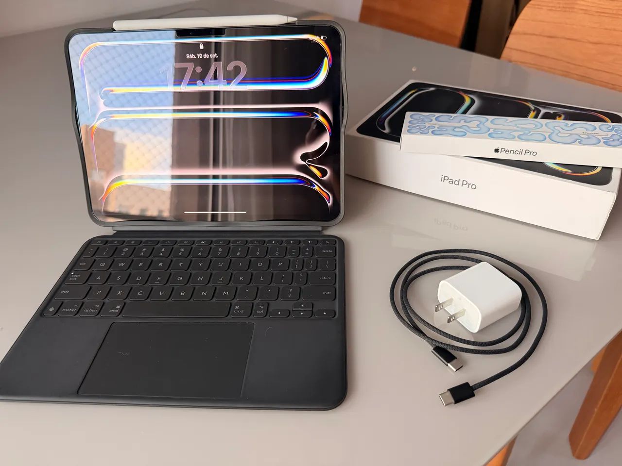 IPAD PRO M4 11pol 256gb + APPLE PENCIL PRO + CAPA TECLADO