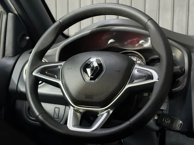 Renault Logan Zen Flex 1.0 12V 4p Mec., foto 6 de 20