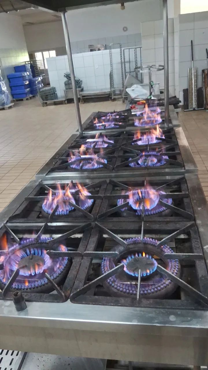 VS.manunteção e estalação em equipamentos d cozinha industrial..