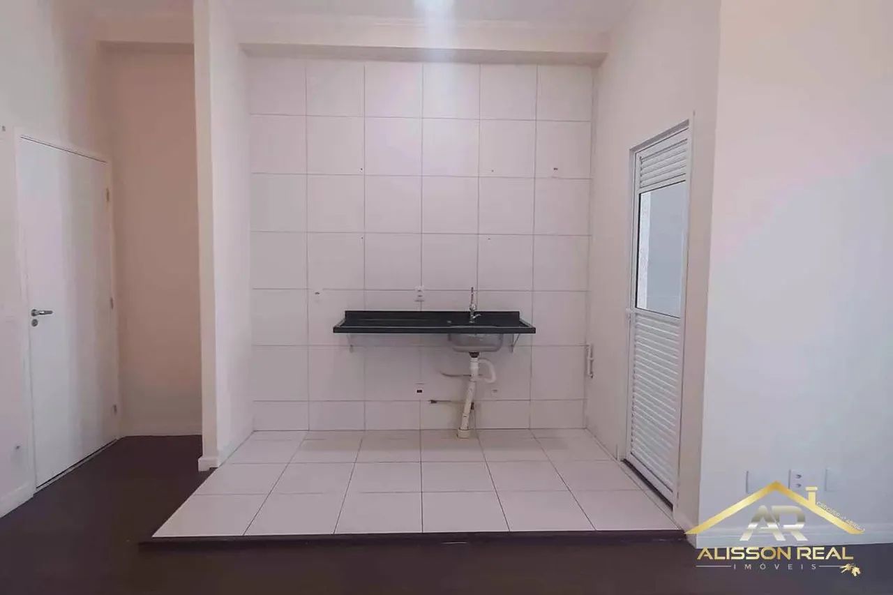 Apartamento à venda com 56m², 2 quartos (sendo 1 suíte) e 1 vaga - Foto 2