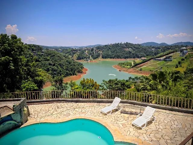 Chácara com vista para represa Jaguari  3 Suítes  área com Piscina