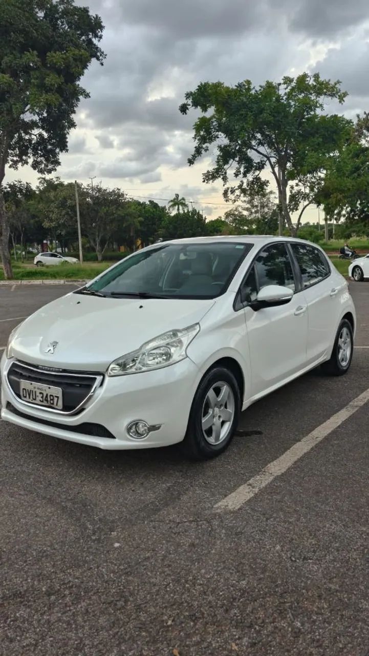 Peugeot 208 Active/active Pack 1.5 Flex 8V 5P 2014 - Foto 2