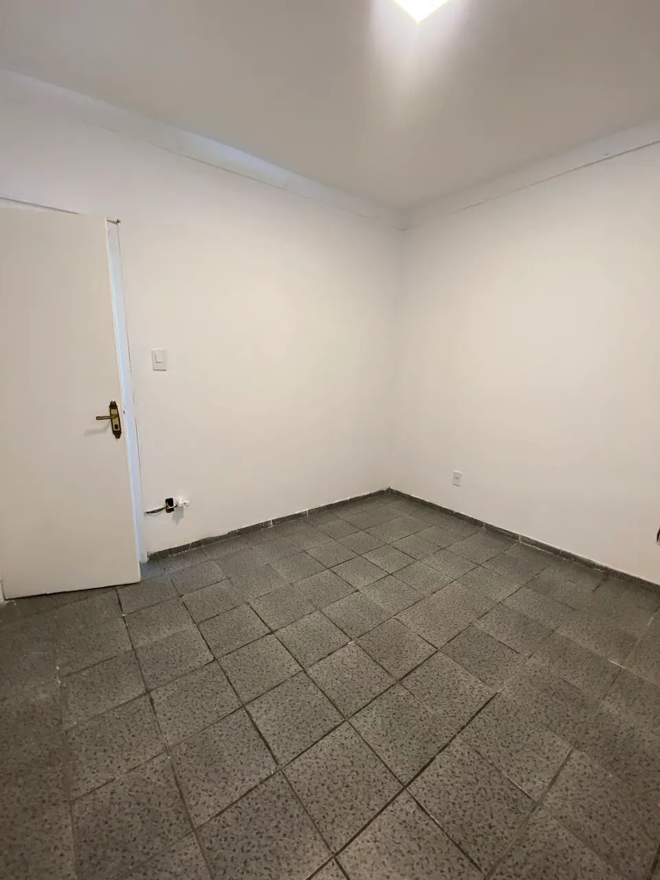 Alugo apartamento Ed. Florestal Adrianopolis  - Foto 4