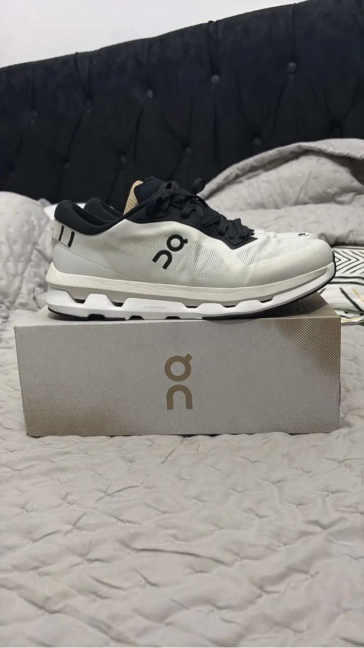 One Running Cloudzone Ice Black Original 