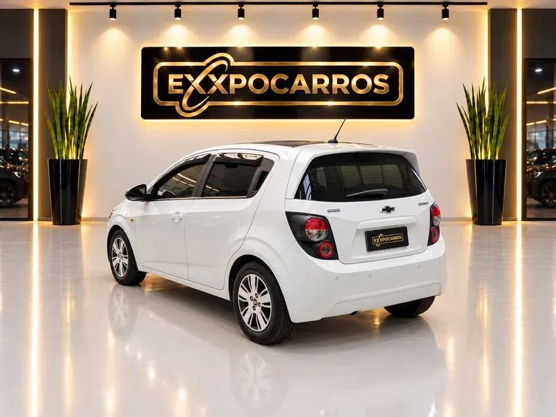 Chevrolet Sonic HB LT 1.6 16V FlexPower 5p Mec., foto 2 de 17