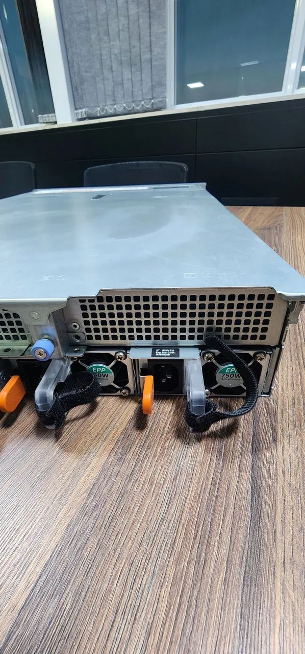 Servidor Dell R740xd - 40 Cores - 12 Baias 3.5 - Foto 3
