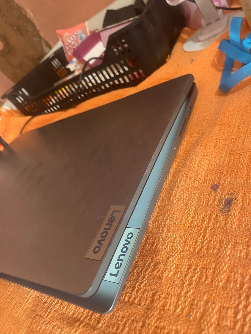 Notebook Lenovo 8/256   - Foto 4