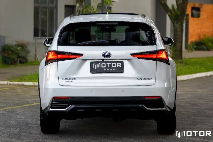 Lexus NX-300 H Luxury 2.5 16V Aut., foto 4 de 20