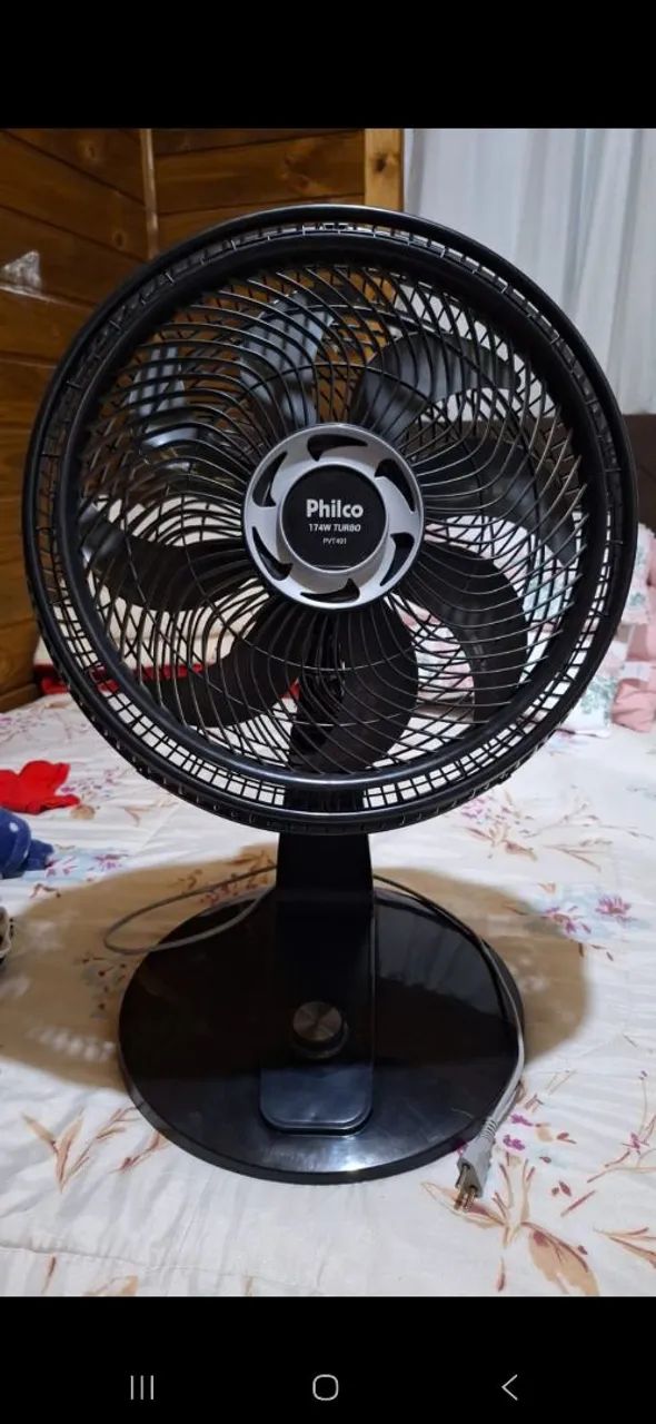 Ventilador Philco grande de mesa - Foto 2
