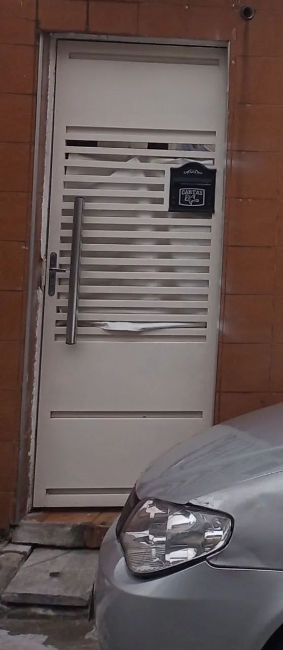 Portão lindo medida 2,05 x79