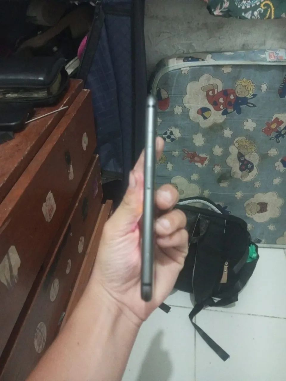 iPhone 8 normal 100% original com caixa e cabo  - Foto 4