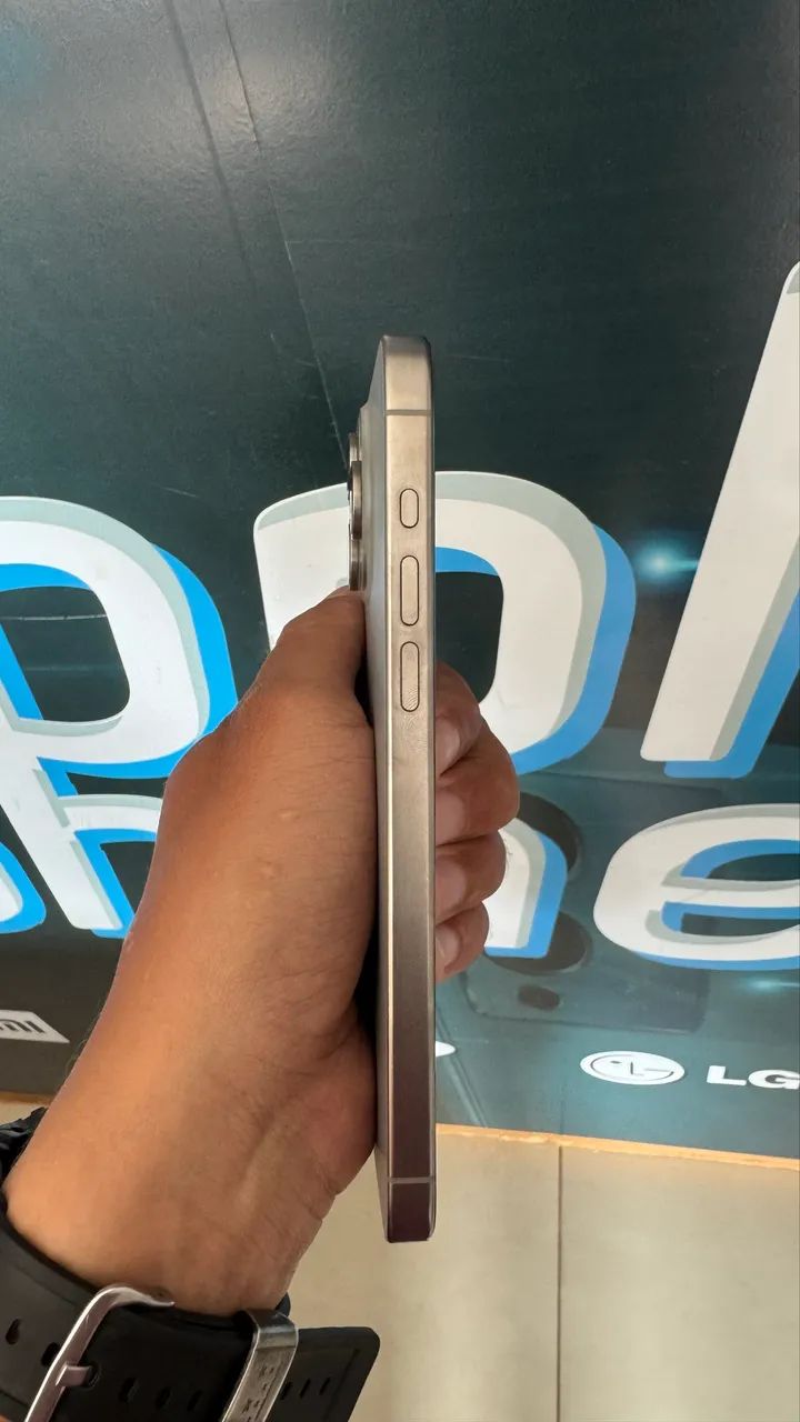 Iphone 15 Pro Max - Foto 2