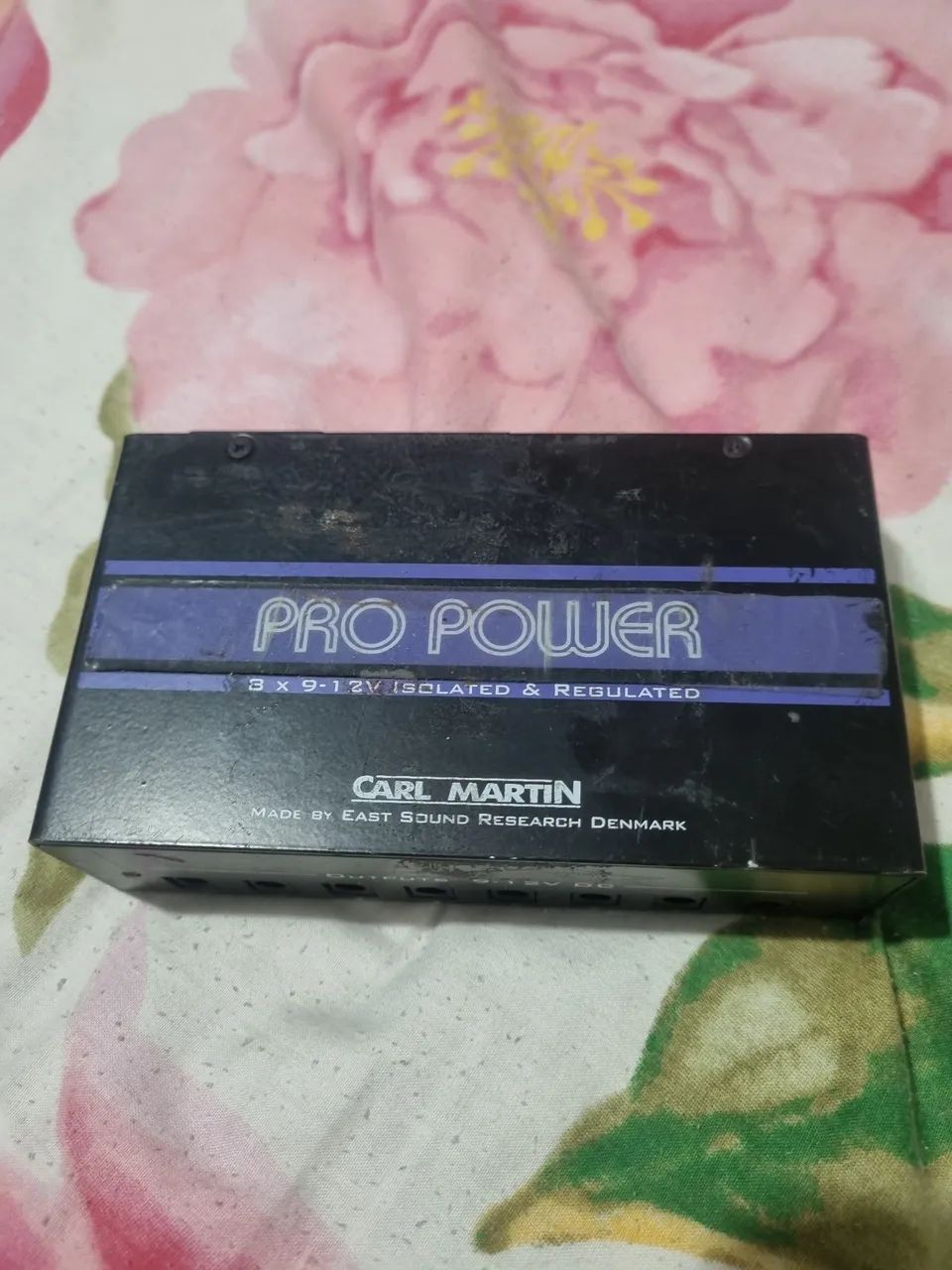 Fonte de pedais Carl Martin 