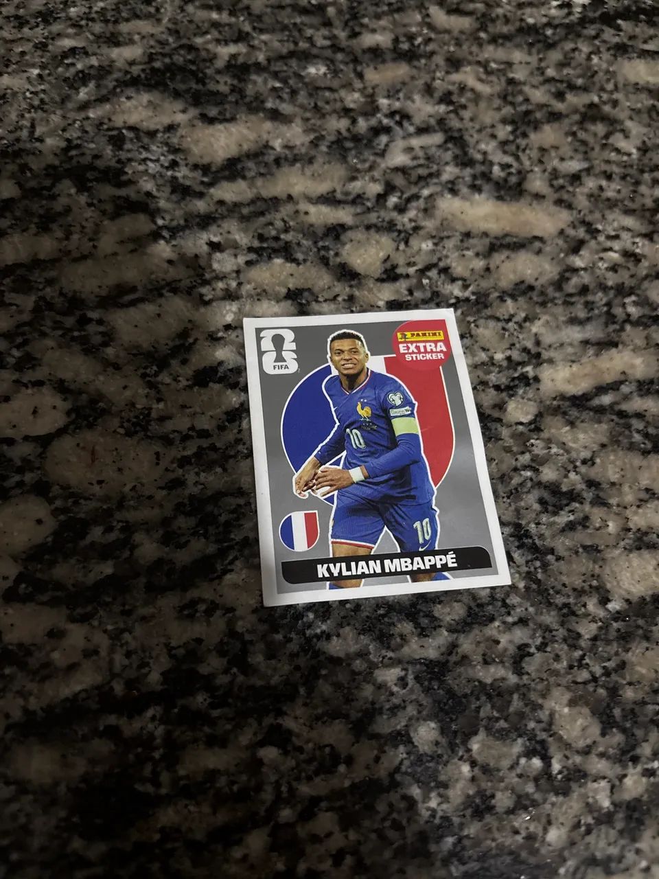 FIGURINHA PRATA LEGENG MBAPPÉ