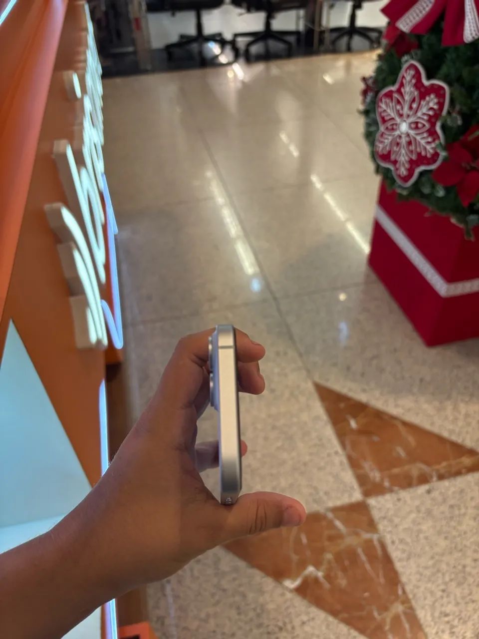 iPhone 15 Branco - 128 GB | Todo Original | Com Caixa - Foto 3