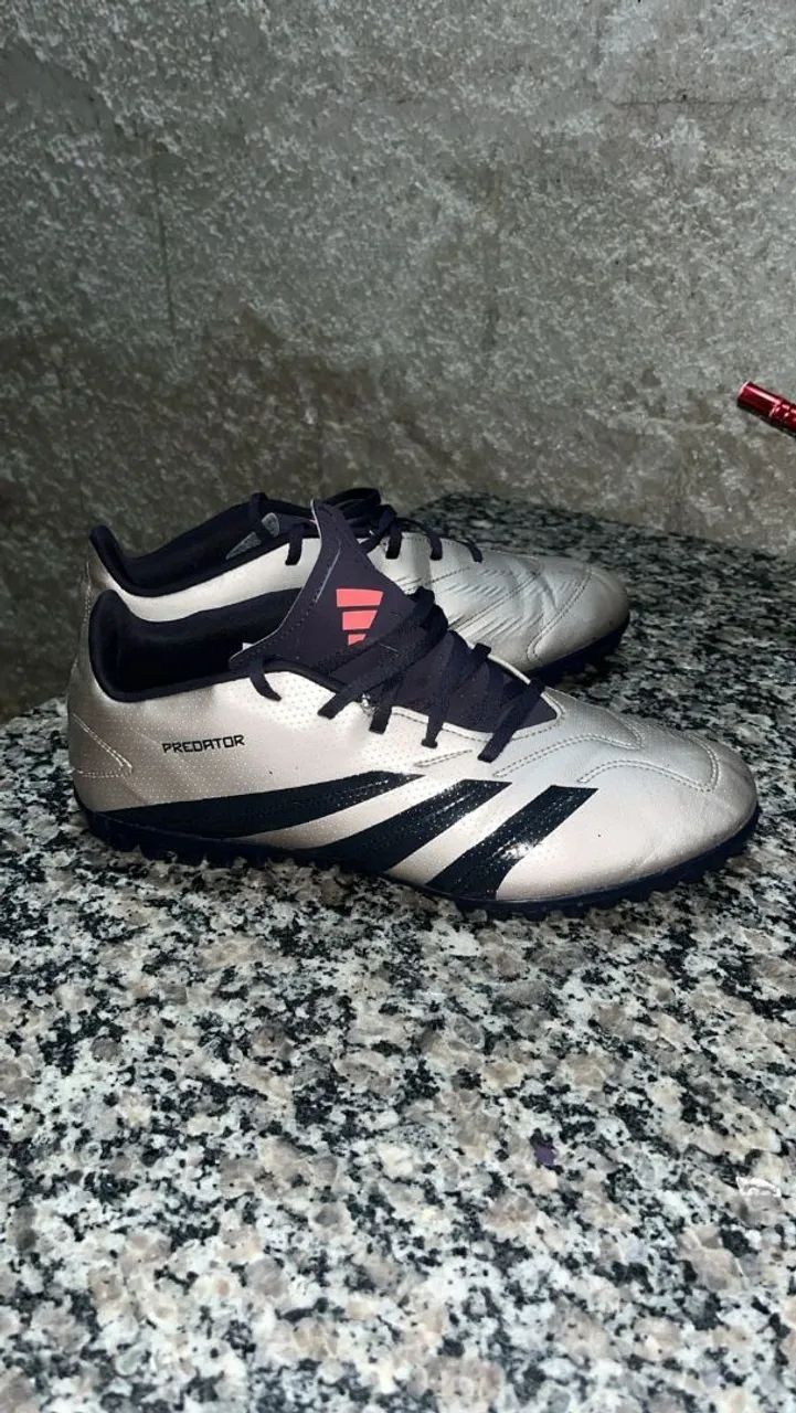 Society Adidas 40