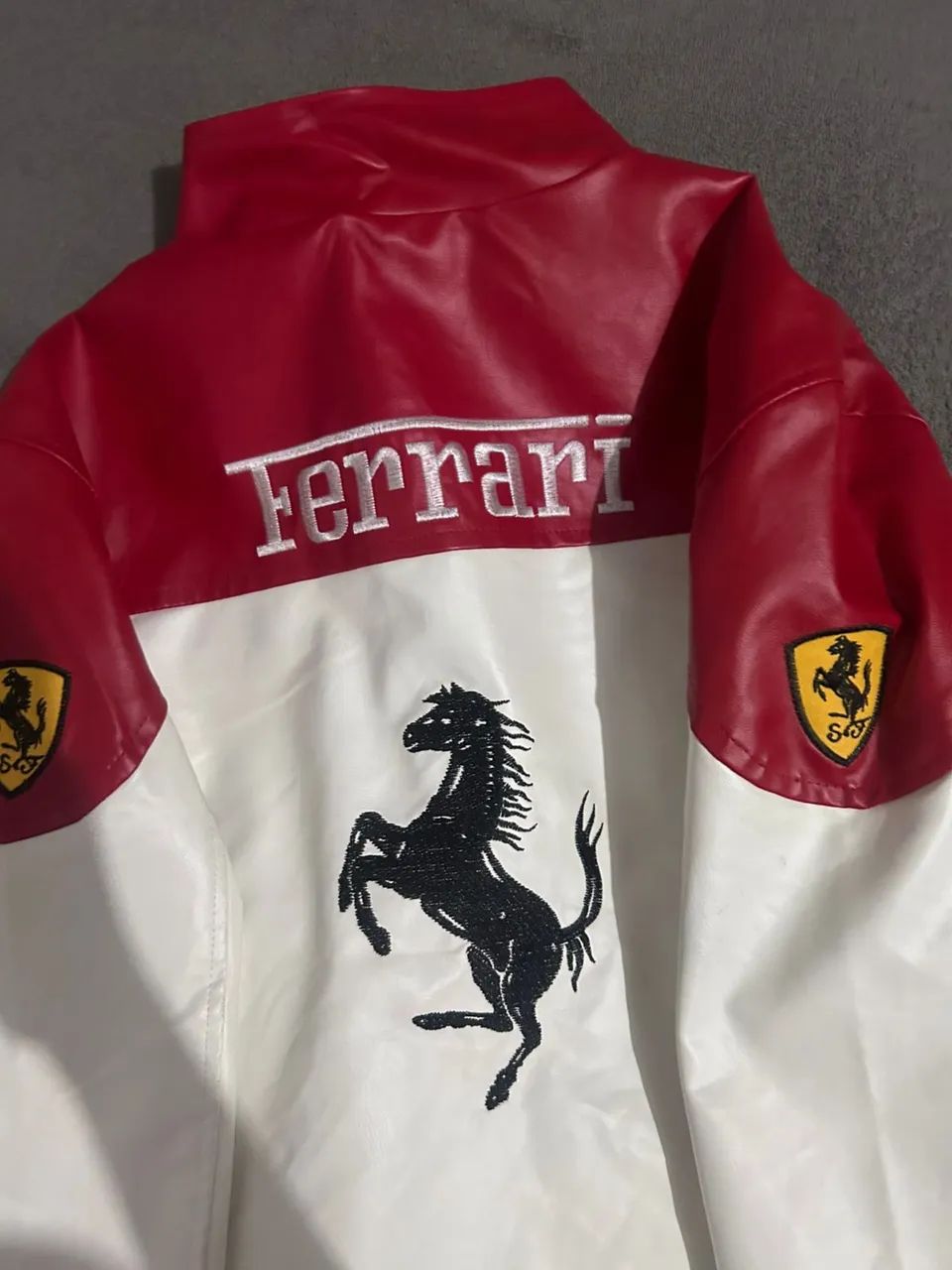 jaqueta couro ferrari - Foto 3