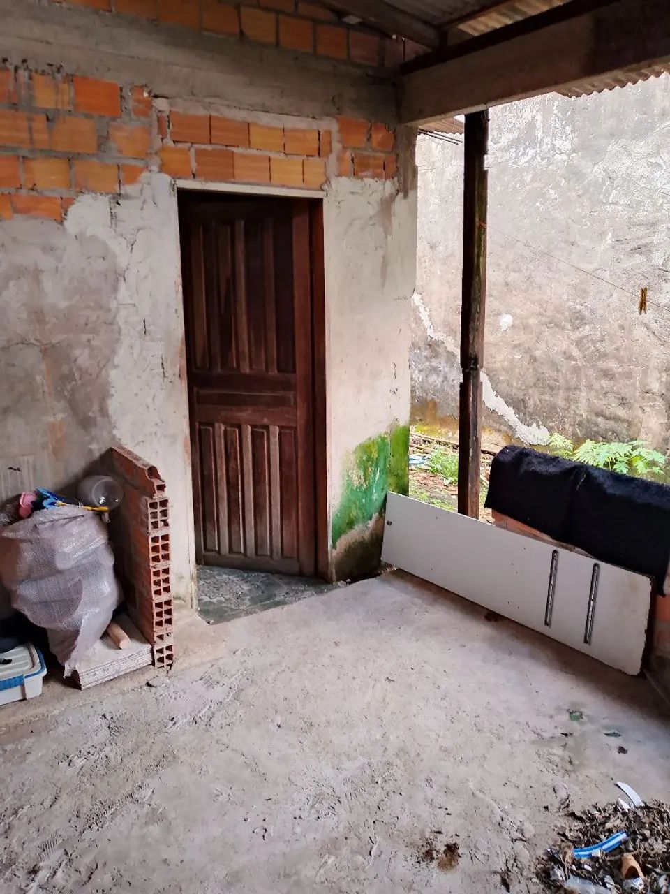 Casa nos fundos quase finalizada  - Foto 4