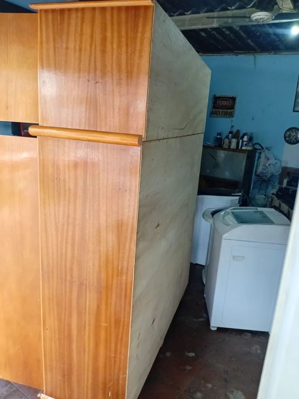 Guarda roupa de madeira  - Foto 3
