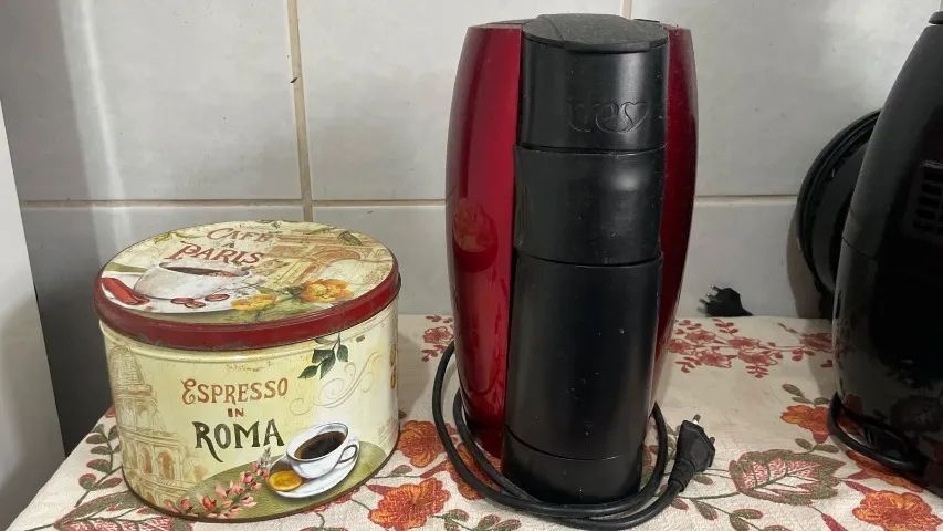 Cafeteira de Capsulas 3 Corações 