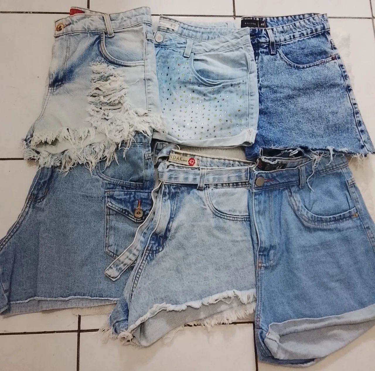 SHORTS JEANS KIT LOTE - Foto 2