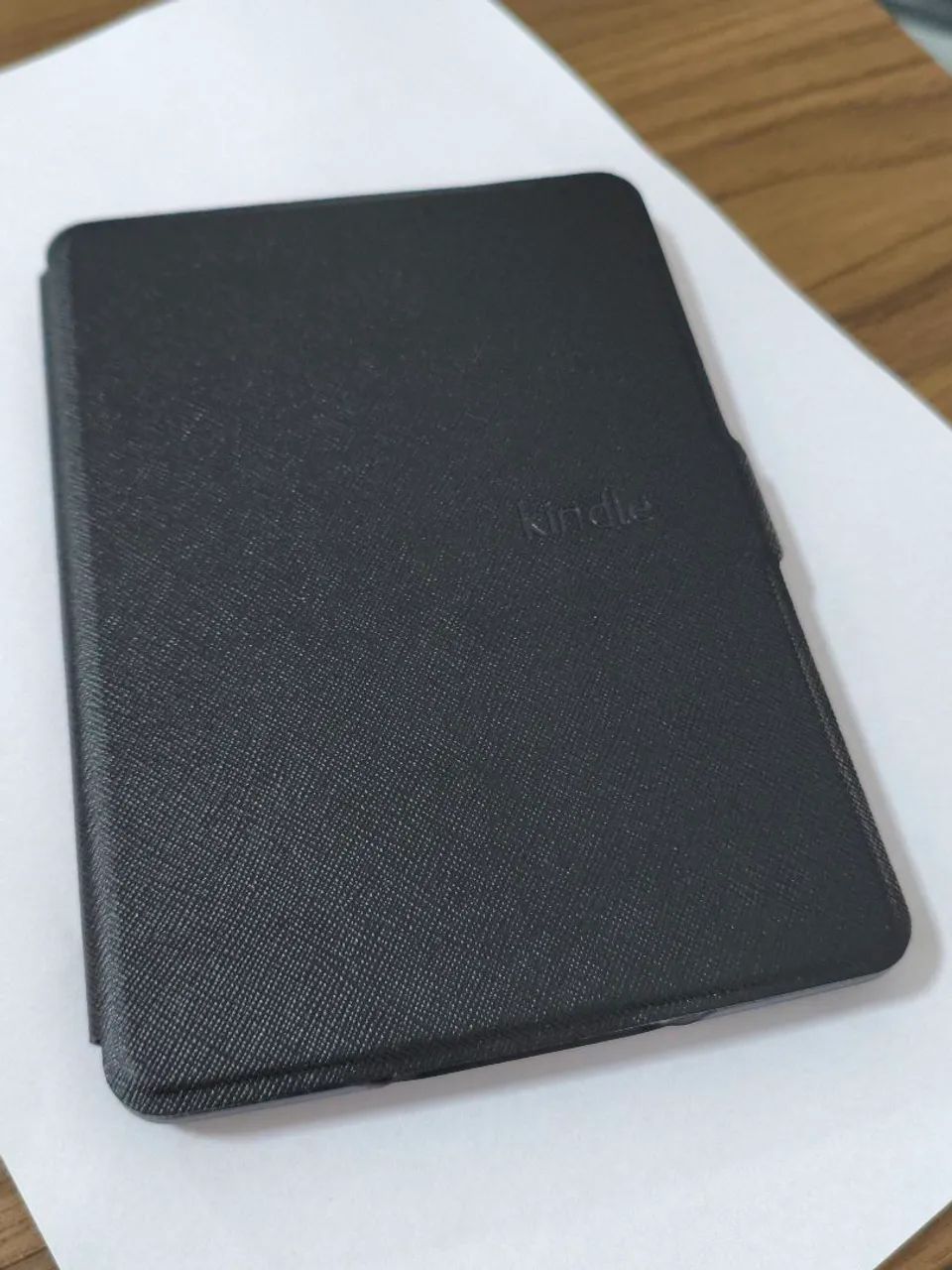 Kindle paperwhite com luz e capinha e cabo - Foto 4