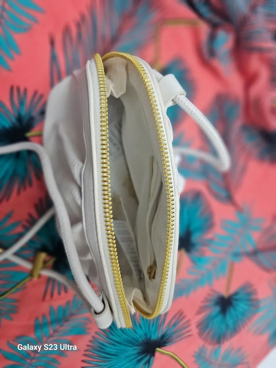 Bolsa branca tiracolo  - Foto 3