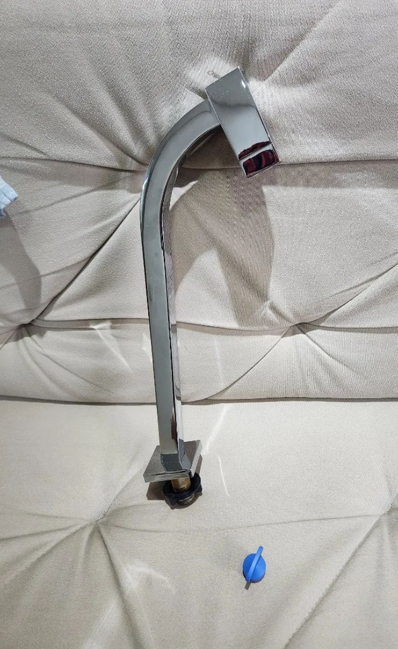 Torneira para Lavatório de Mesa Basic Bica Baixa - CELITE - Cromada