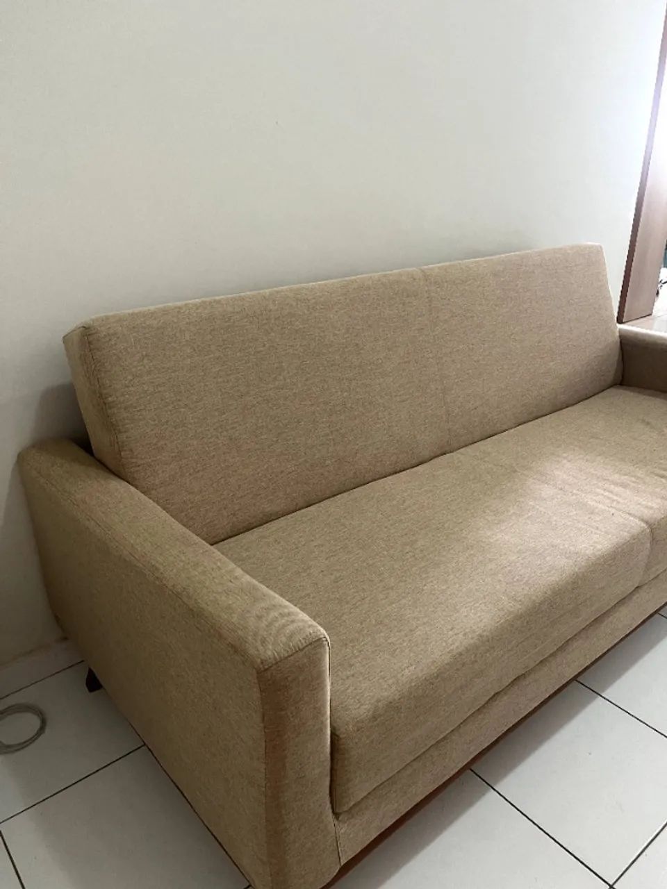 Sofá-cama retrátil / reclinável bege - 5 meses de uso - 2,05m - Foto 3