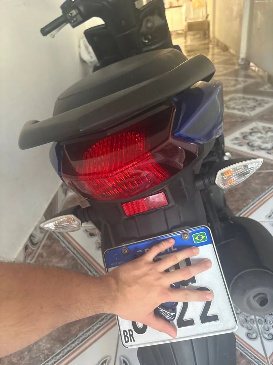 Yamaha Fluo semi nova - Foto 3