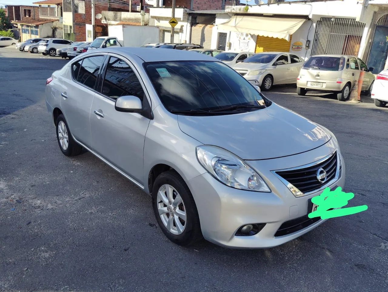 Nissan Versa 1.6 16V FLEX SL 4P MANUAL 2014