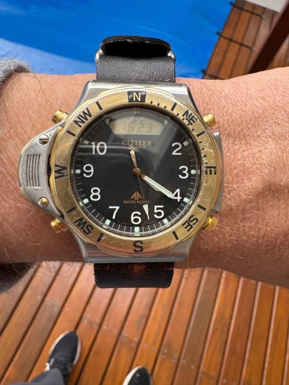 Citizen Altichron C040 Gold - made in Japan