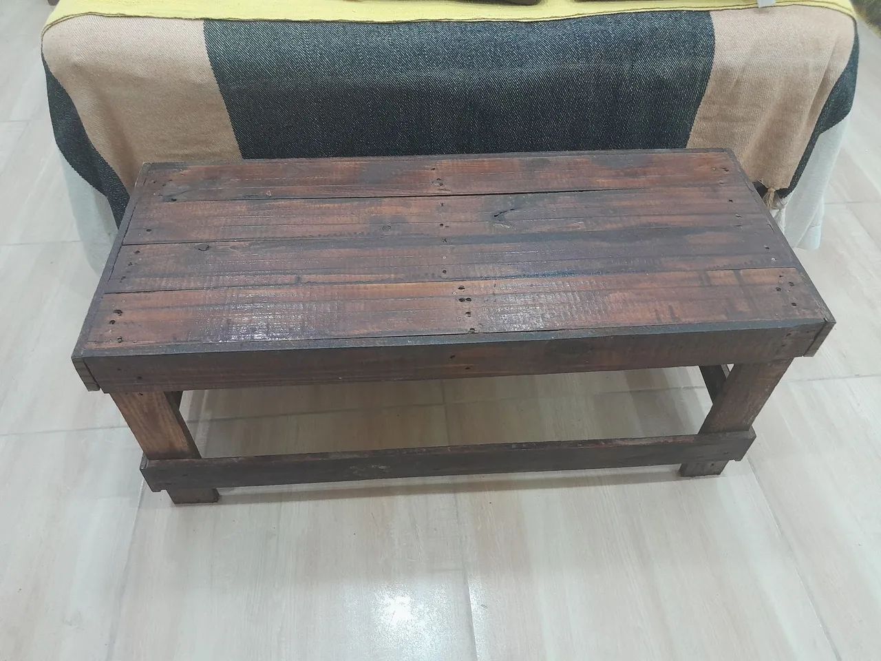 Banqueta para apoio na cama - não inclui as almofadas, somente a banqueta - Foto 3