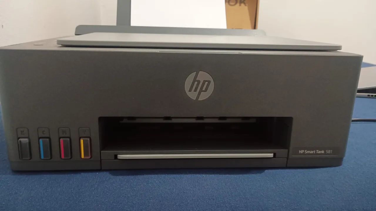 Uma impressora e um notebook  - Foto 3