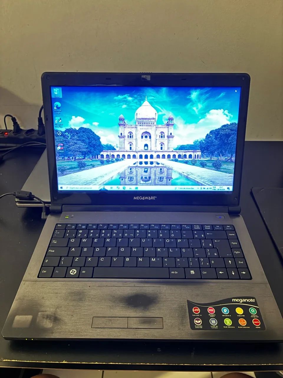 Notebook megaware i3 2a geração