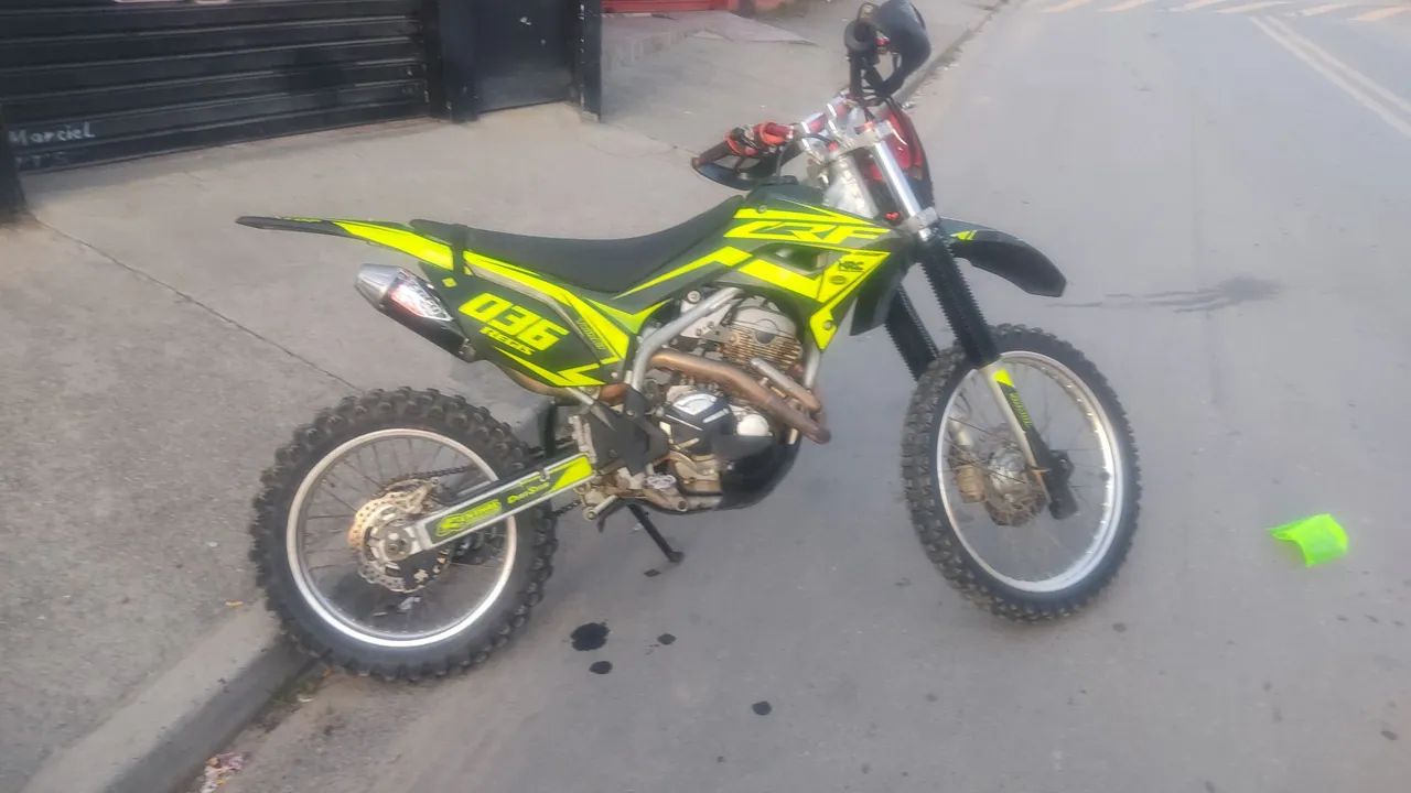 CRF 250F - Foto 2