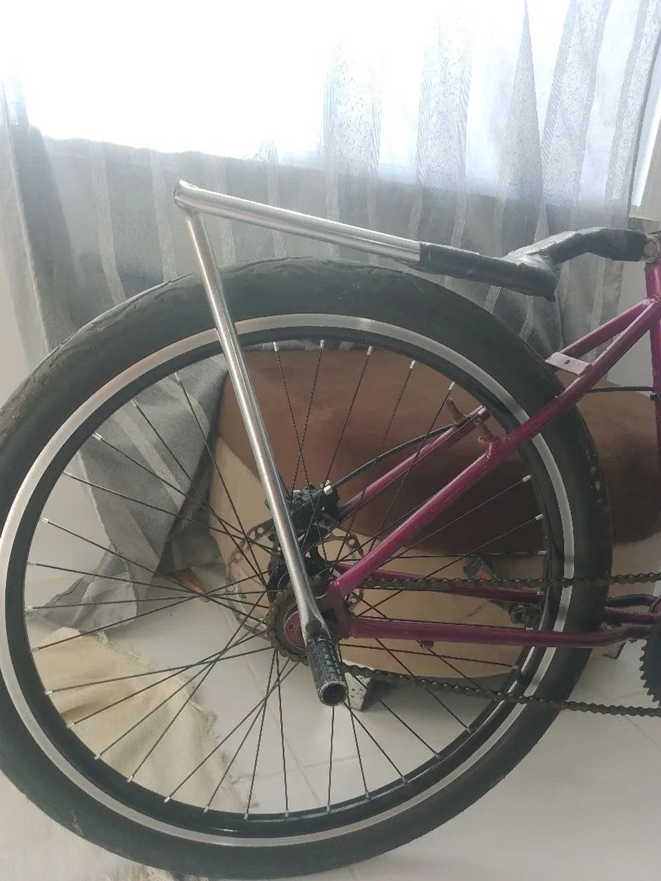Vende-se  aro 26 montadinha com vmax ou troca-se em aro 29 ou troco em celular 